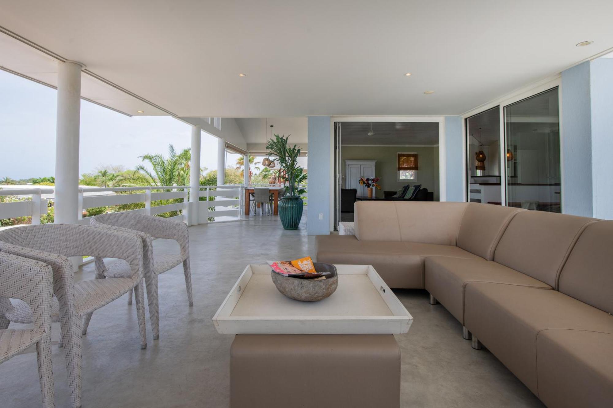 Villa At Secured Gated Resort Near Mambo Beach! Виллемстад Экстерьер фото